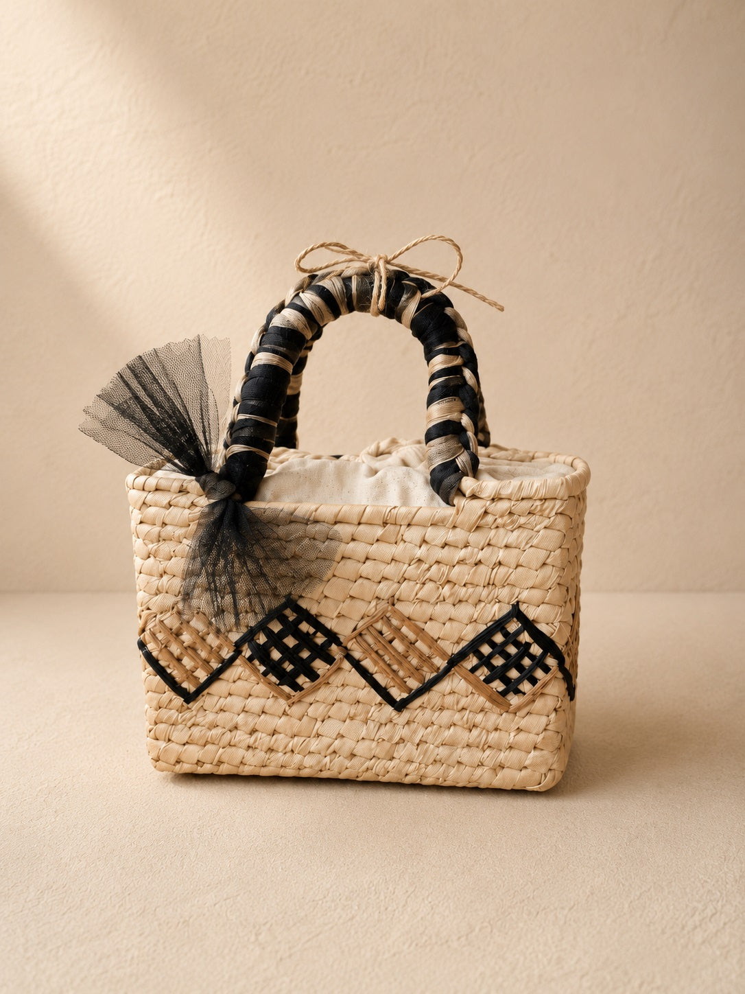 Costa Noir Tote