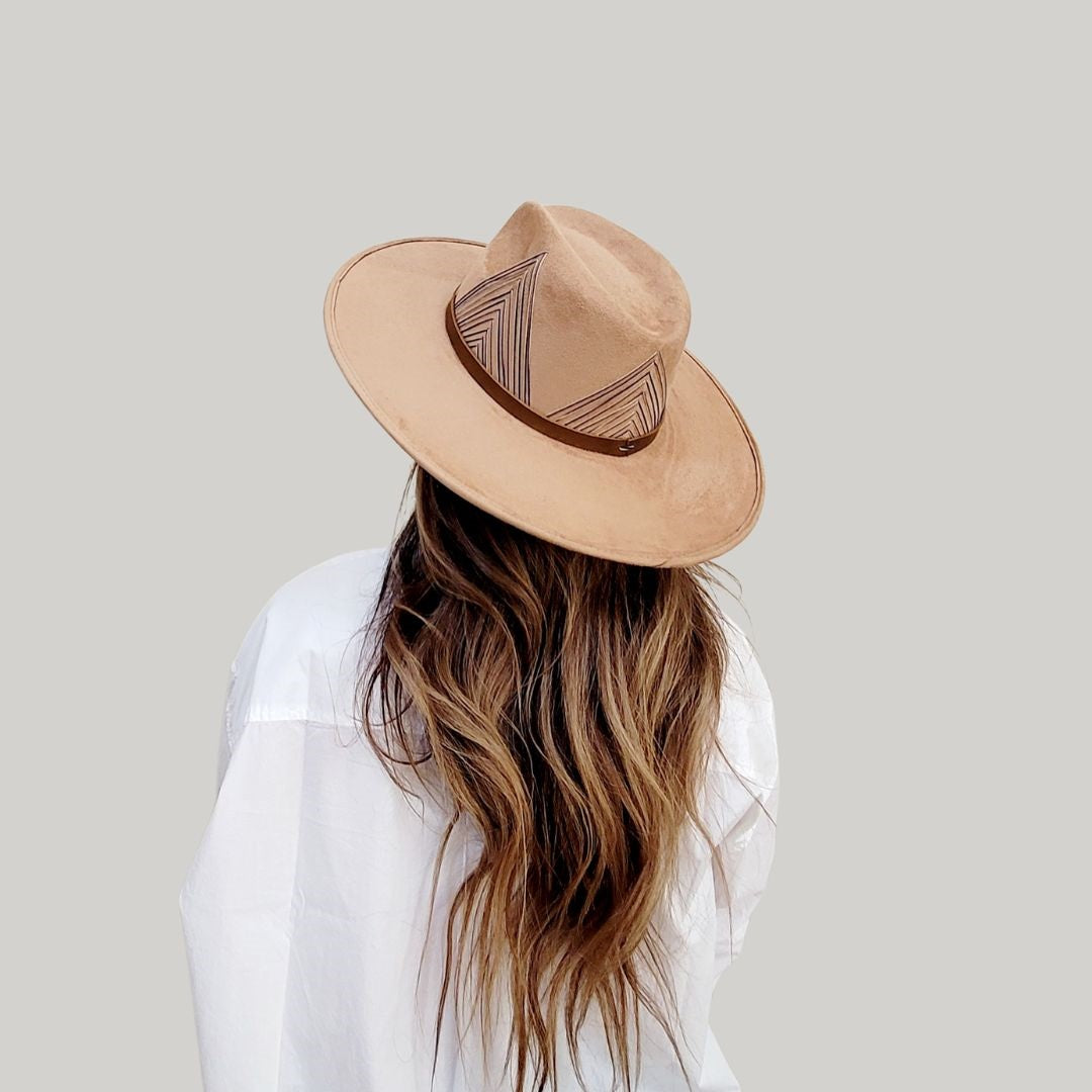 Liva Rancher Crown Hat