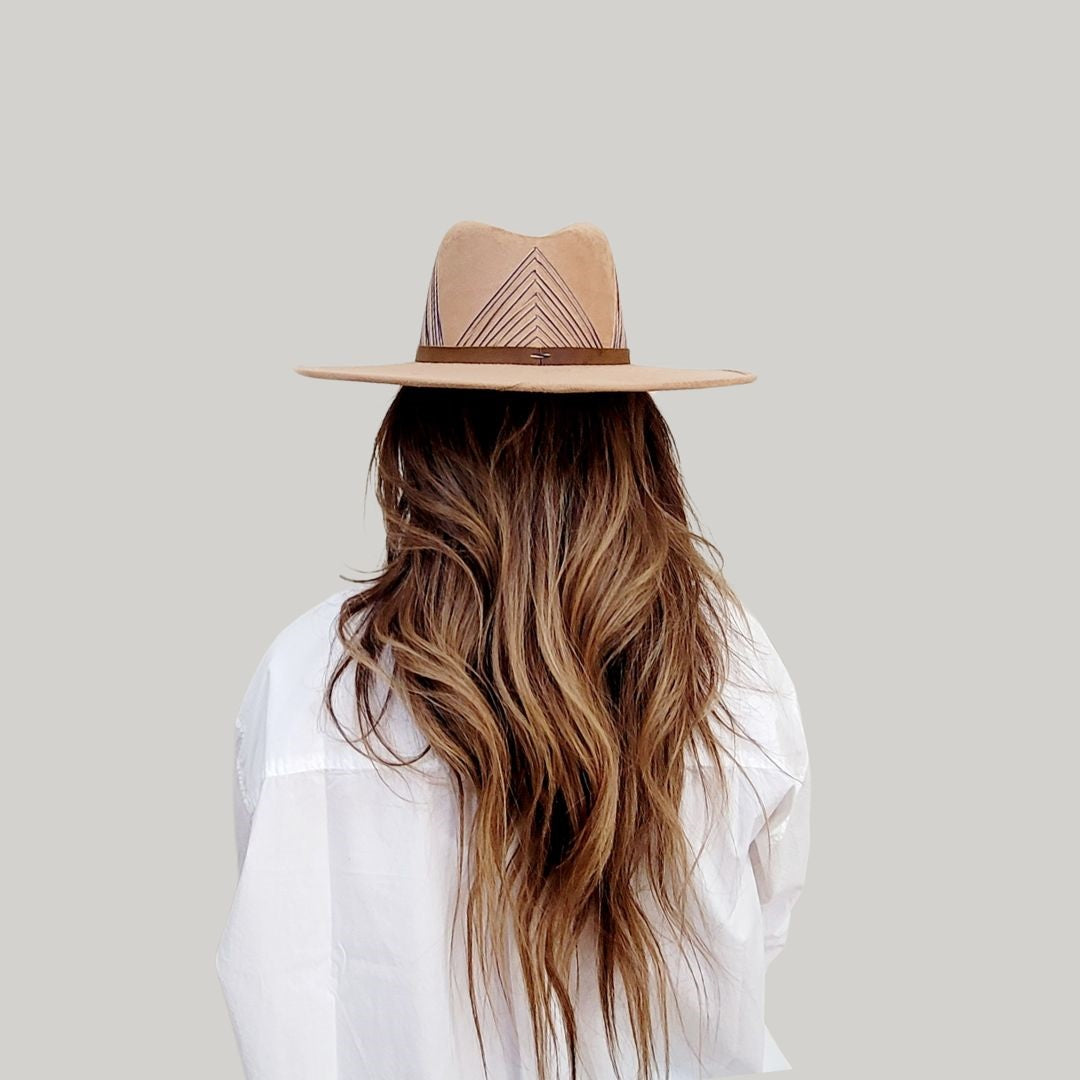 Liva Rancher Crown Hat