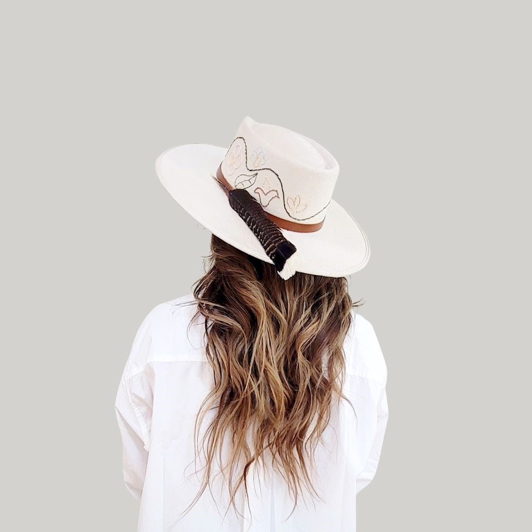 Sigune Telescope Crown Hat