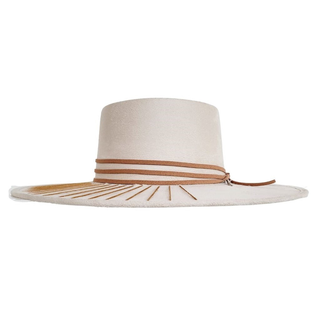 Taini Telescope Crown Hat