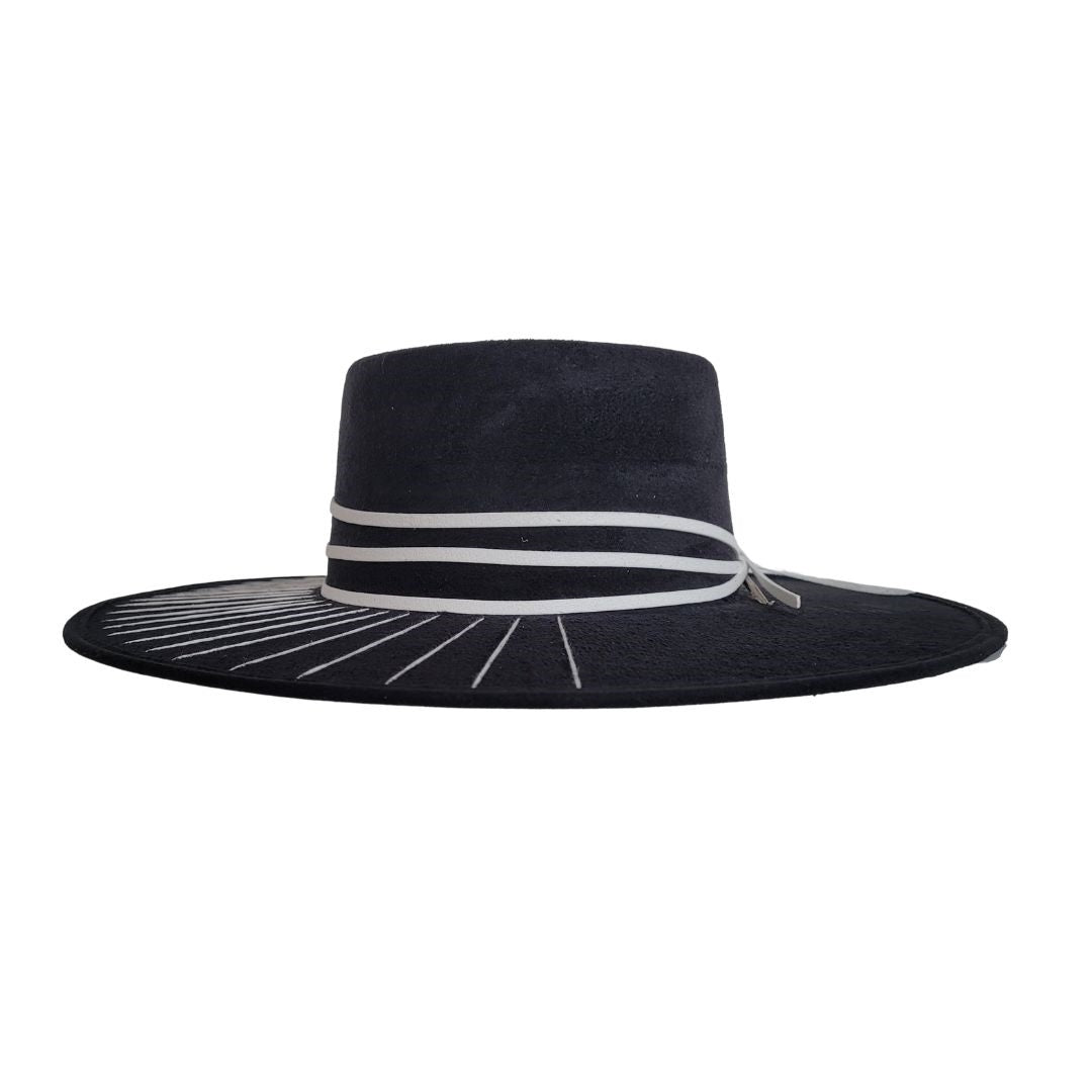 Valene Telescope Crown Hat