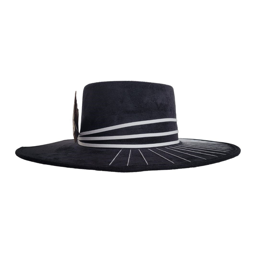 Valene Telescope Crown Hat