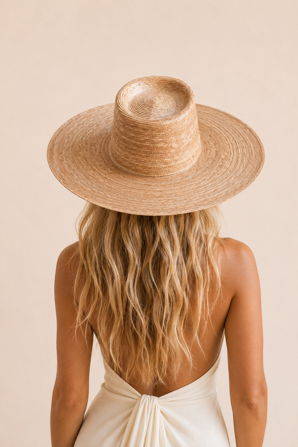 Grace Straw Telescope Crown Hat