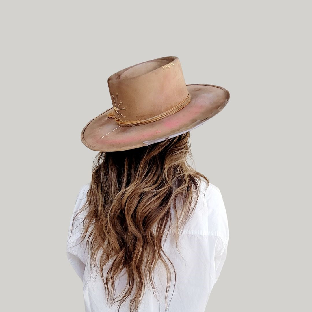 Kiki Telescope Crown Hat