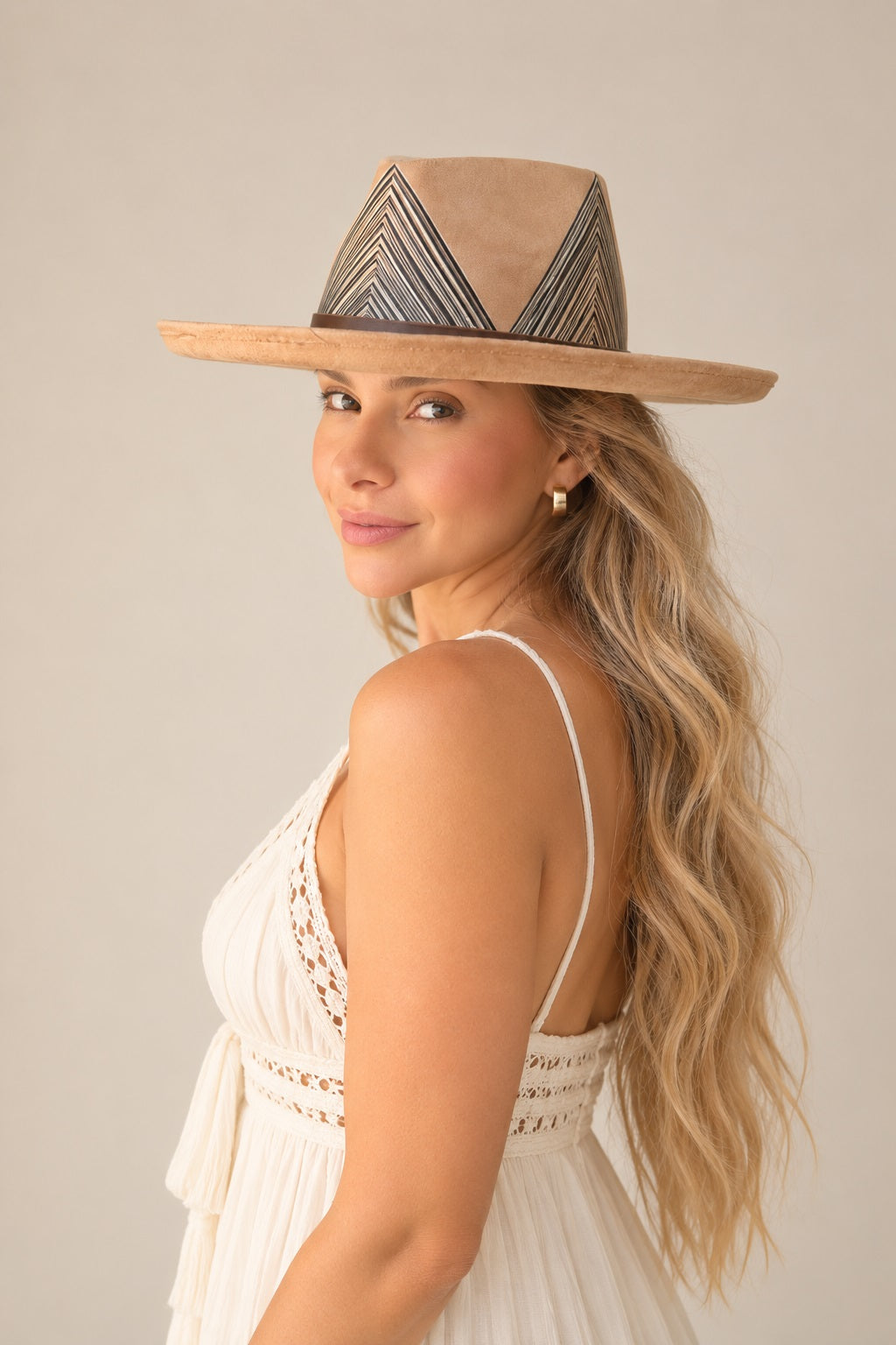 Ariela Diamond Crown Hat - Camel