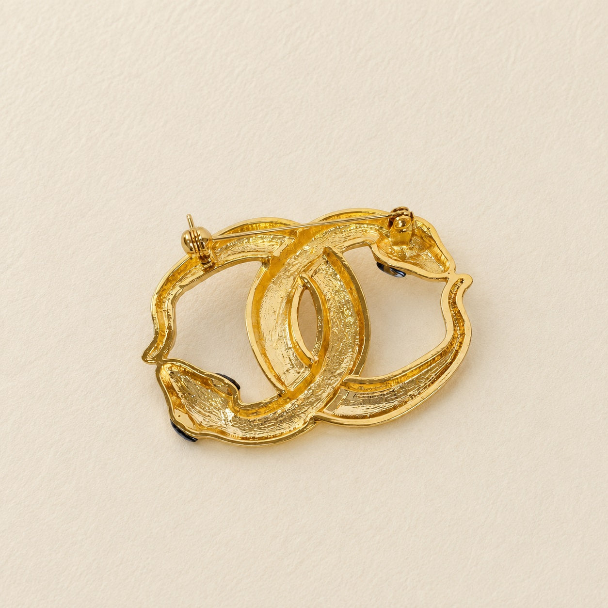 Dual Serpente Brooch