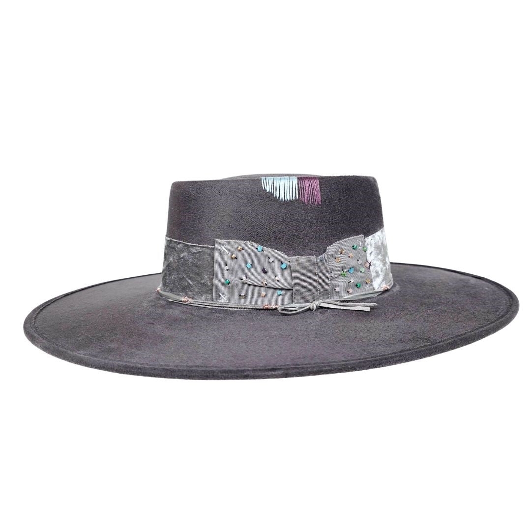 Journee Telescope Crown Hat