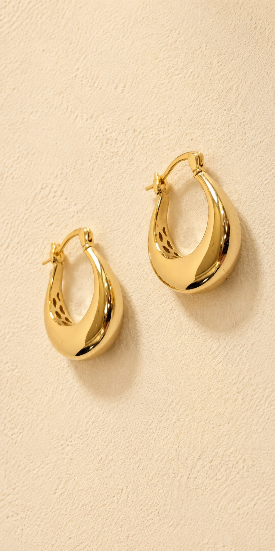 Aura Drop Hoops