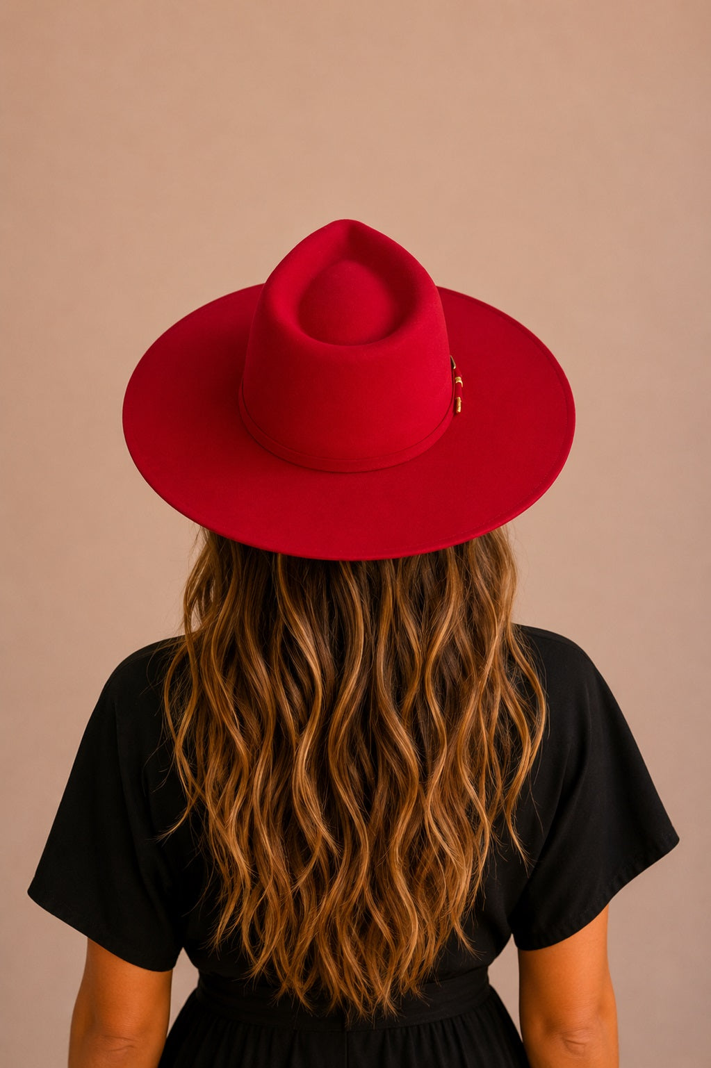 The Valencia Hat -Rouge