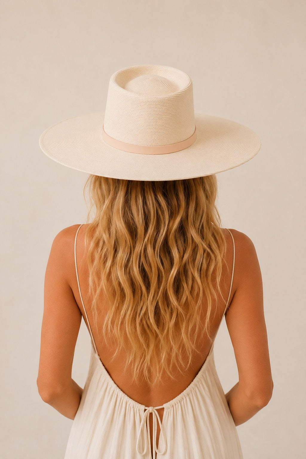 Albertine Straw Telescope Crown Hat