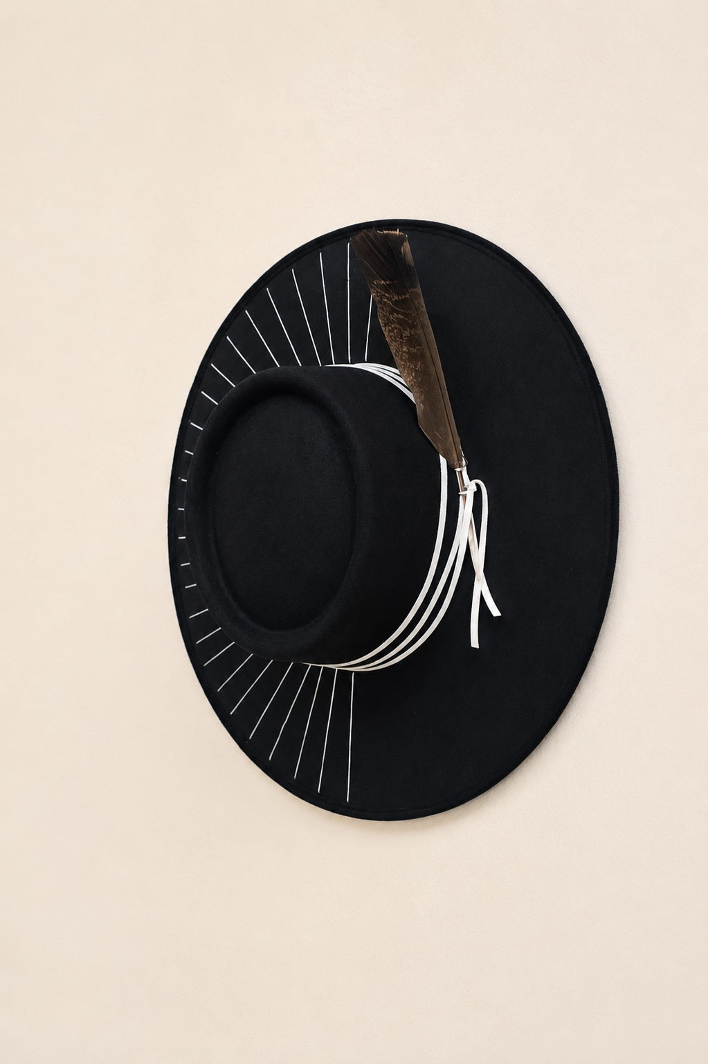 Valene Telescope Crown Hat